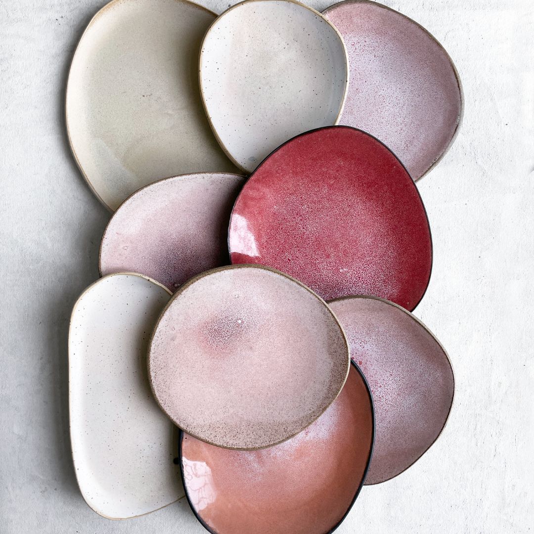 Hana Karim Medium Plate in Petal Pink