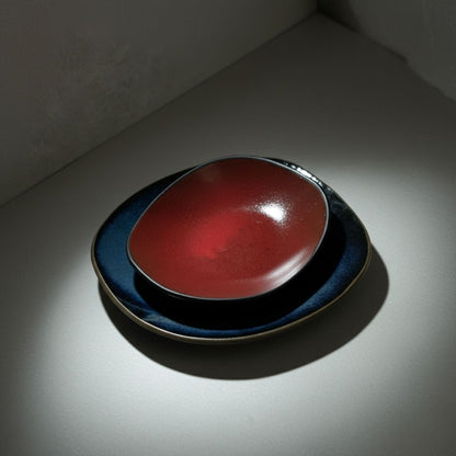 Hana Karim Plate Set – Midnight Tide &amp; Pomegranate Red